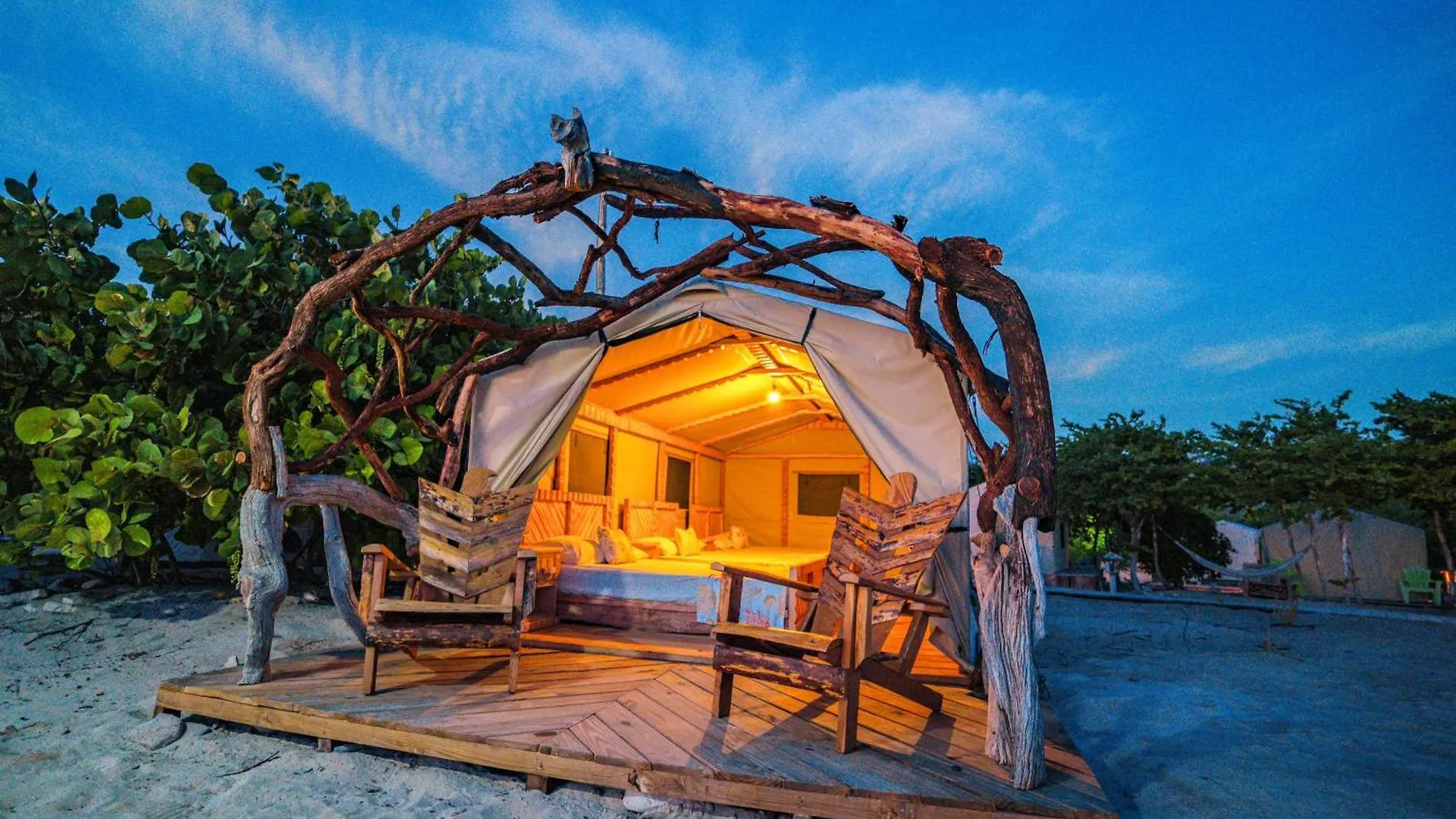 Glamping Ecolodge Cueva De Las Aguilas Pedernales Holiday park