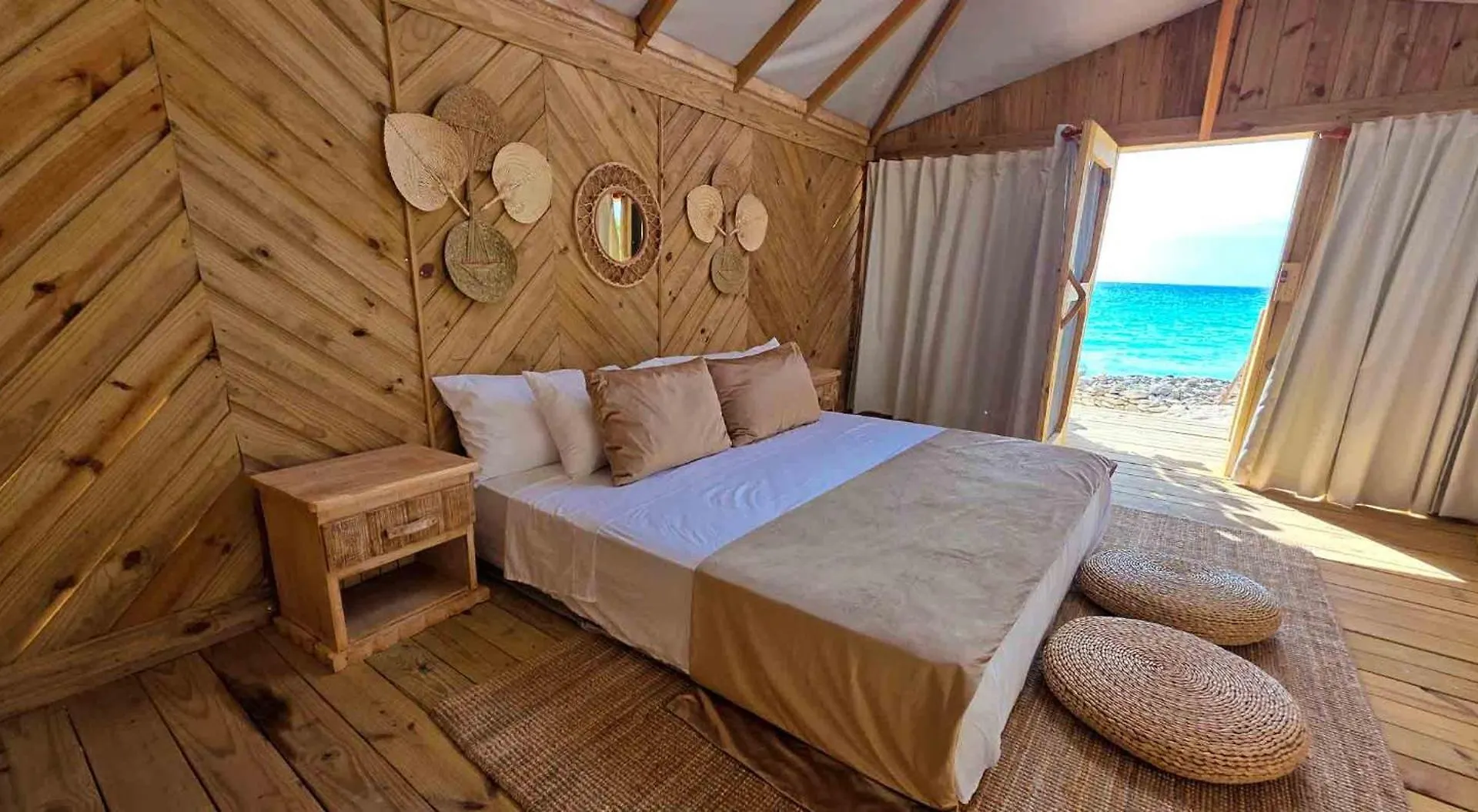 Holiday park Glamping Ecolodge Cueva De Las Aguilas Pedernales