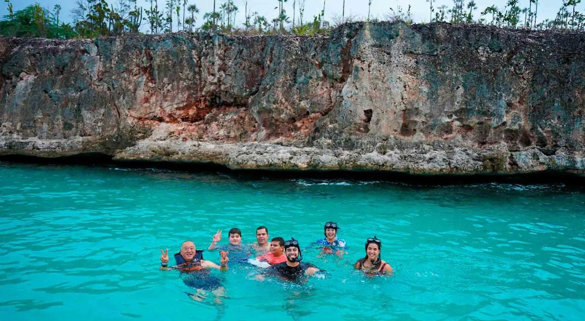 Glamping Ecolodge Cueva De Las Aguilas Pedernales